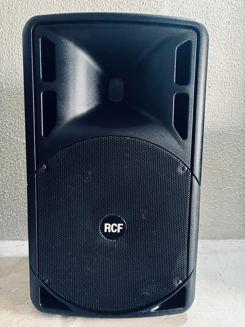 Caixa RCF 315A  