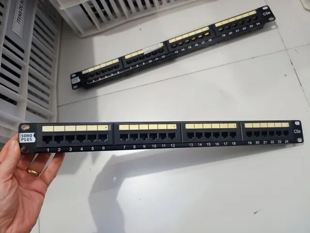 Patch Panel Furukawa CAT5e 24 Portas - Excelente Estado - Foto 3