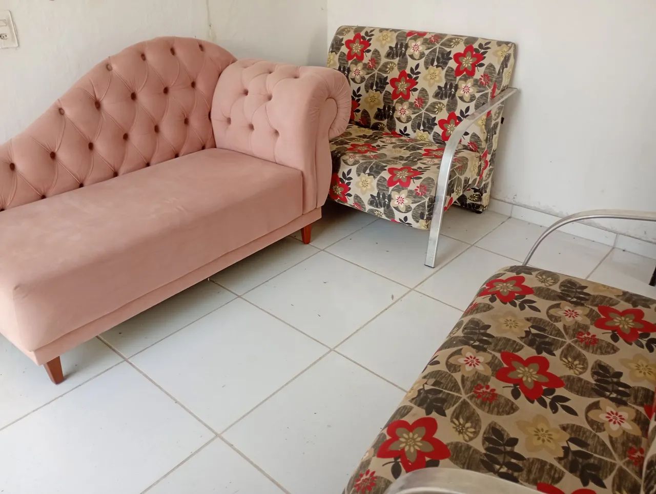 2 Sofá decorativo 1 Divã  - Foto 3