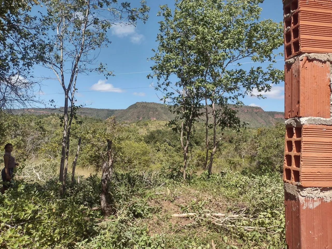 Vendo terreno com 5,7 hectares BARATO .