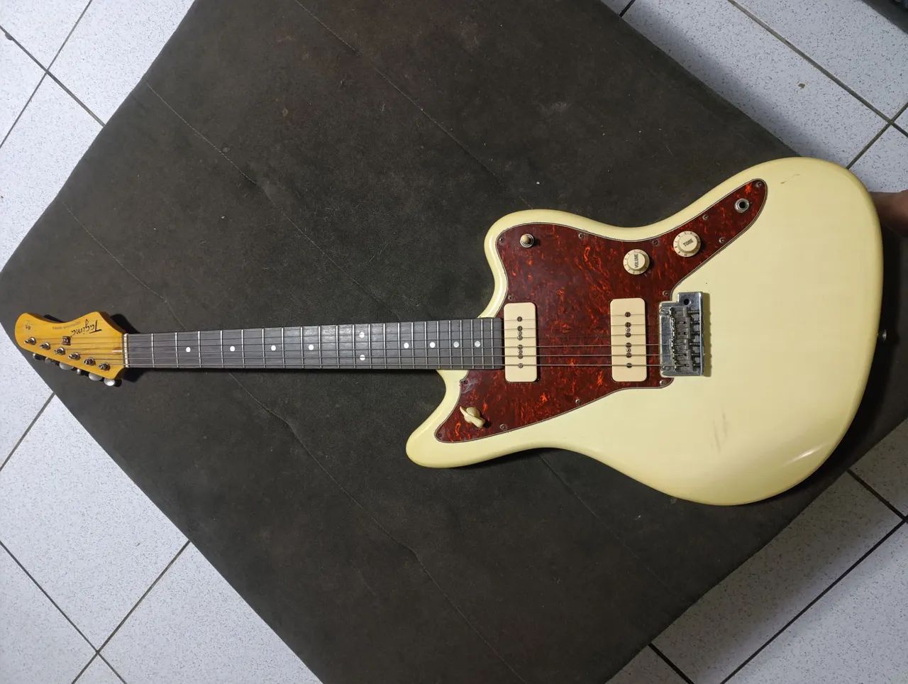 Guitarra Tagima tw61 