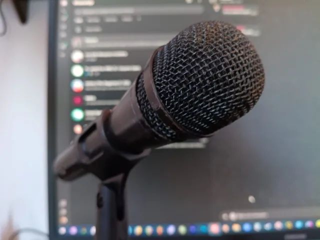 Microfone Sennheiser E 835 Dinâmico Cardioide Vocal Profissional  - Foto 2