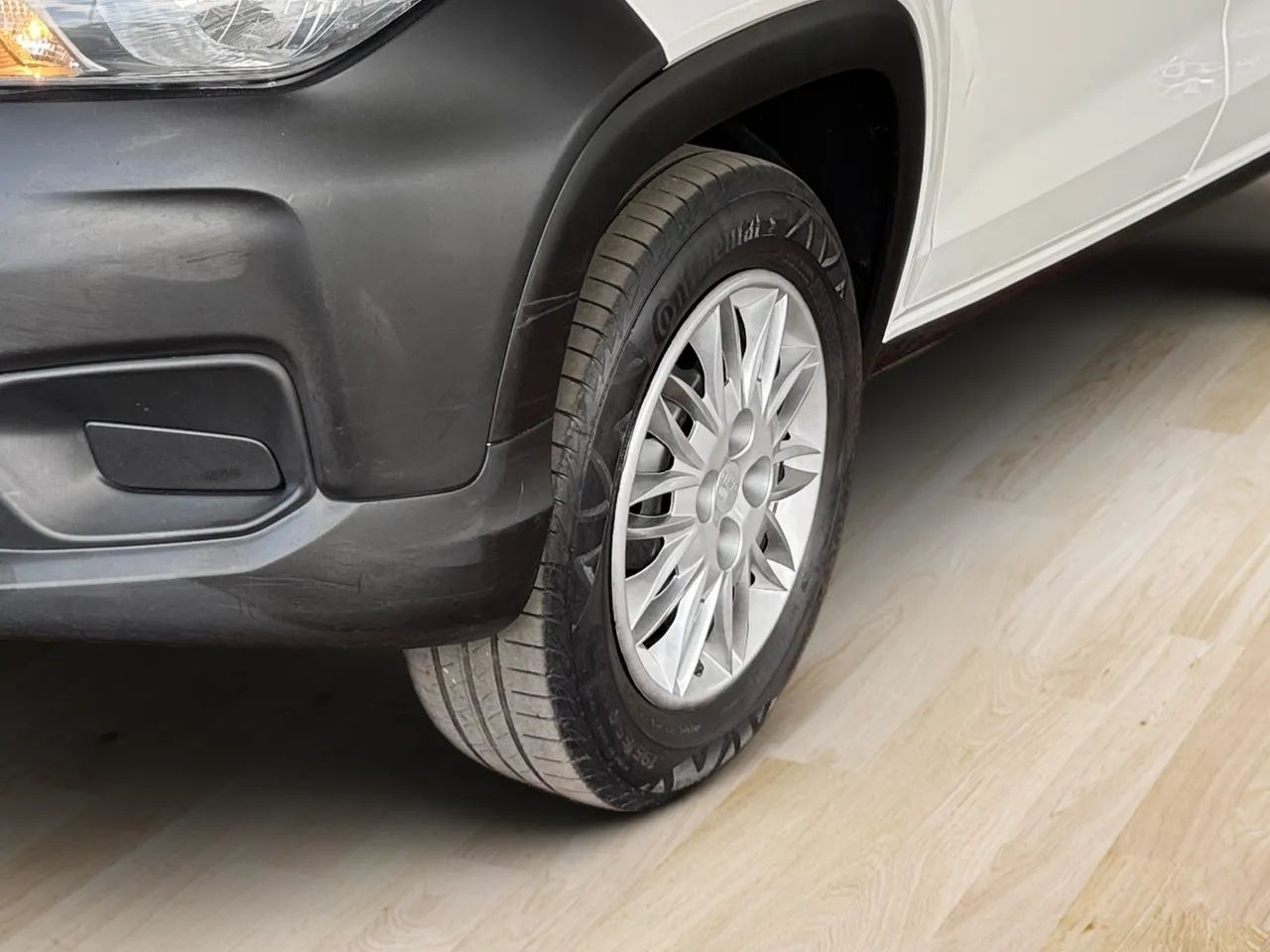Fiat Strada Endurance 1.4 Flex 8V CS Plus 2023 - Foto 4