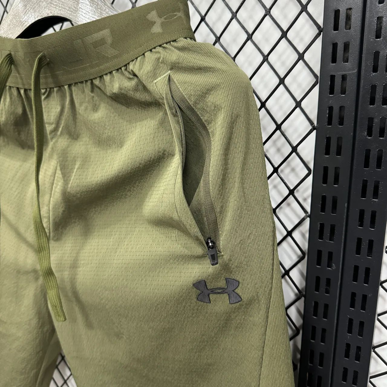 Short Under Armour Project Rock Masculino Verde Militar - Premium - Foto 5