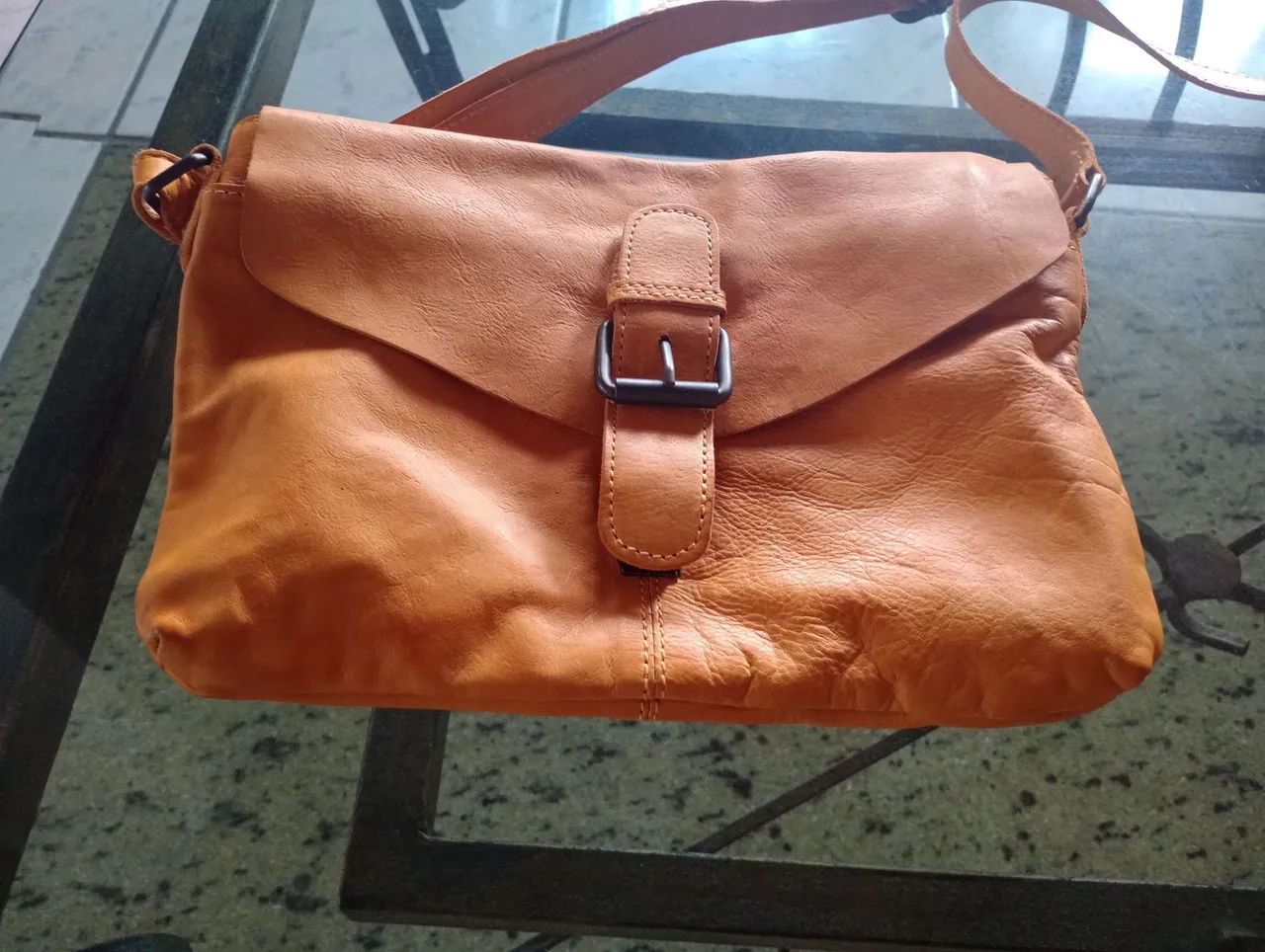 Bolsa de Couro Bandolera - Foto 2