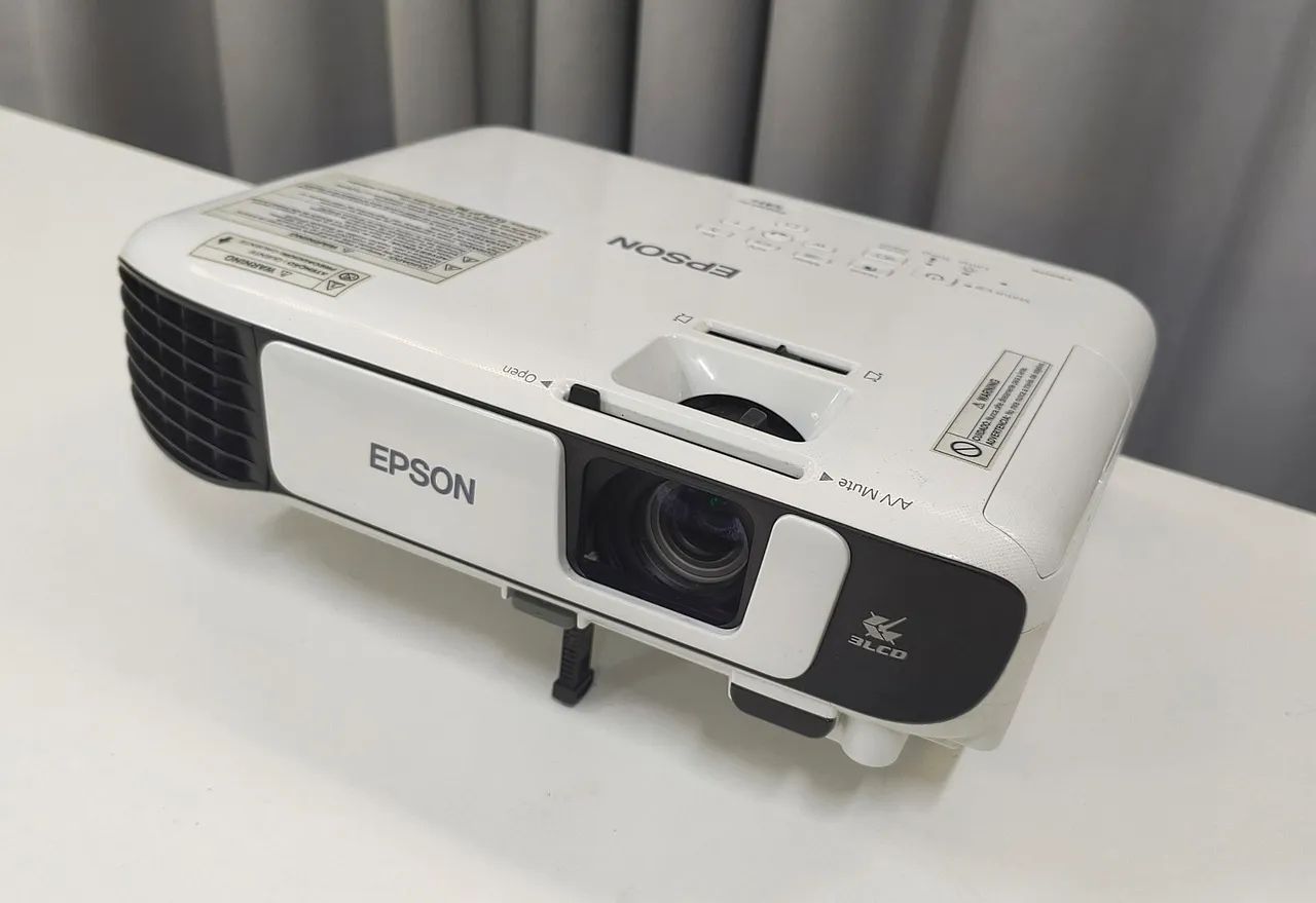 Projetor Epson S41+ 3.300l PROFISSIONAL