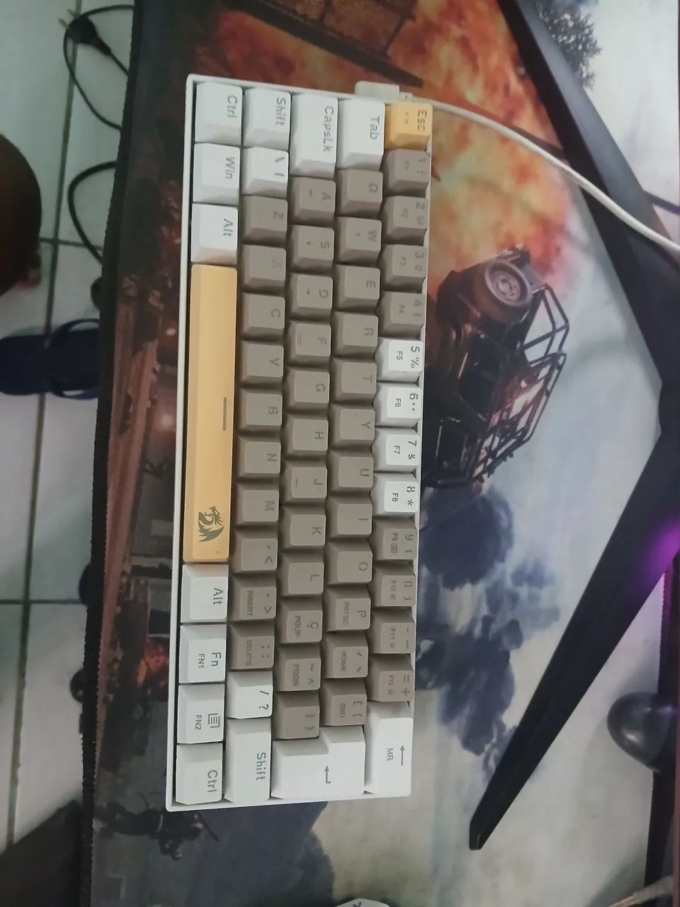 Teclado redragon lakishimi branco switch marrom - Foto 2