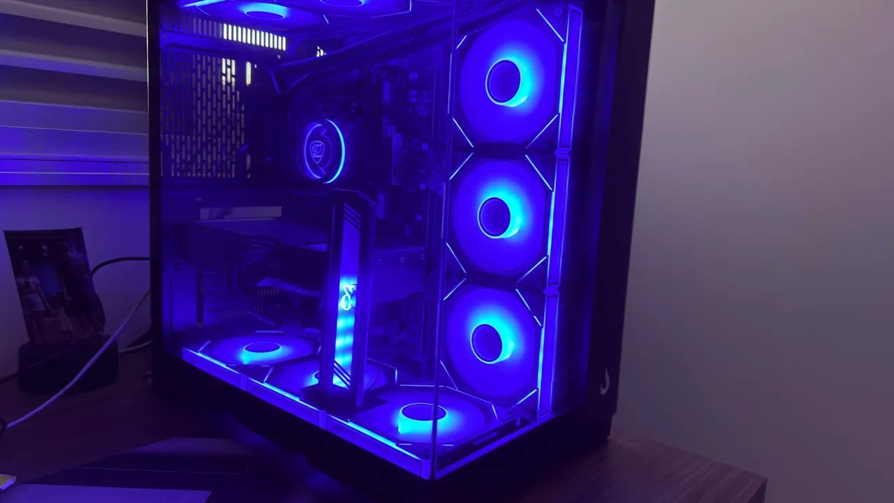 PC Gamer High-End - Ryzen 7 5800X + RTX 4070 Super