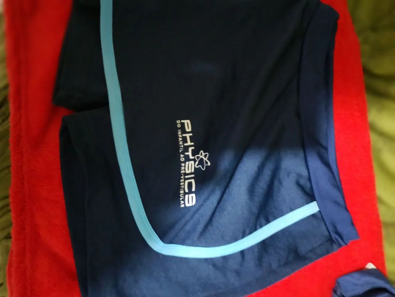 Uniformes do colégio physics tamanho PP e p 8 e 10 anos - Foto 4