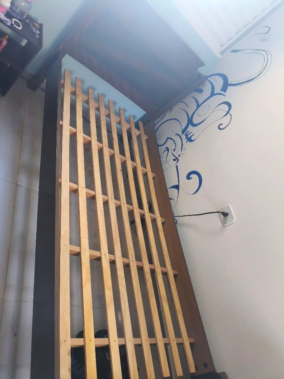 Cama de Solteiro de Madeira + Colchão de Brinde | Itaim Paulista - Foto 2