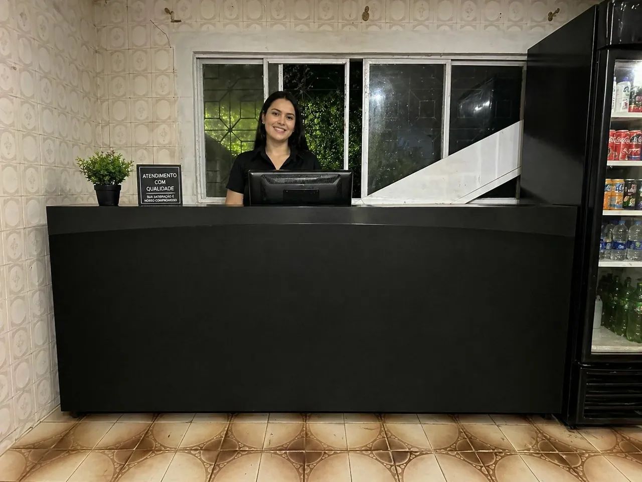 VENDO BALCÃO EM MDF GRANDE 2,70