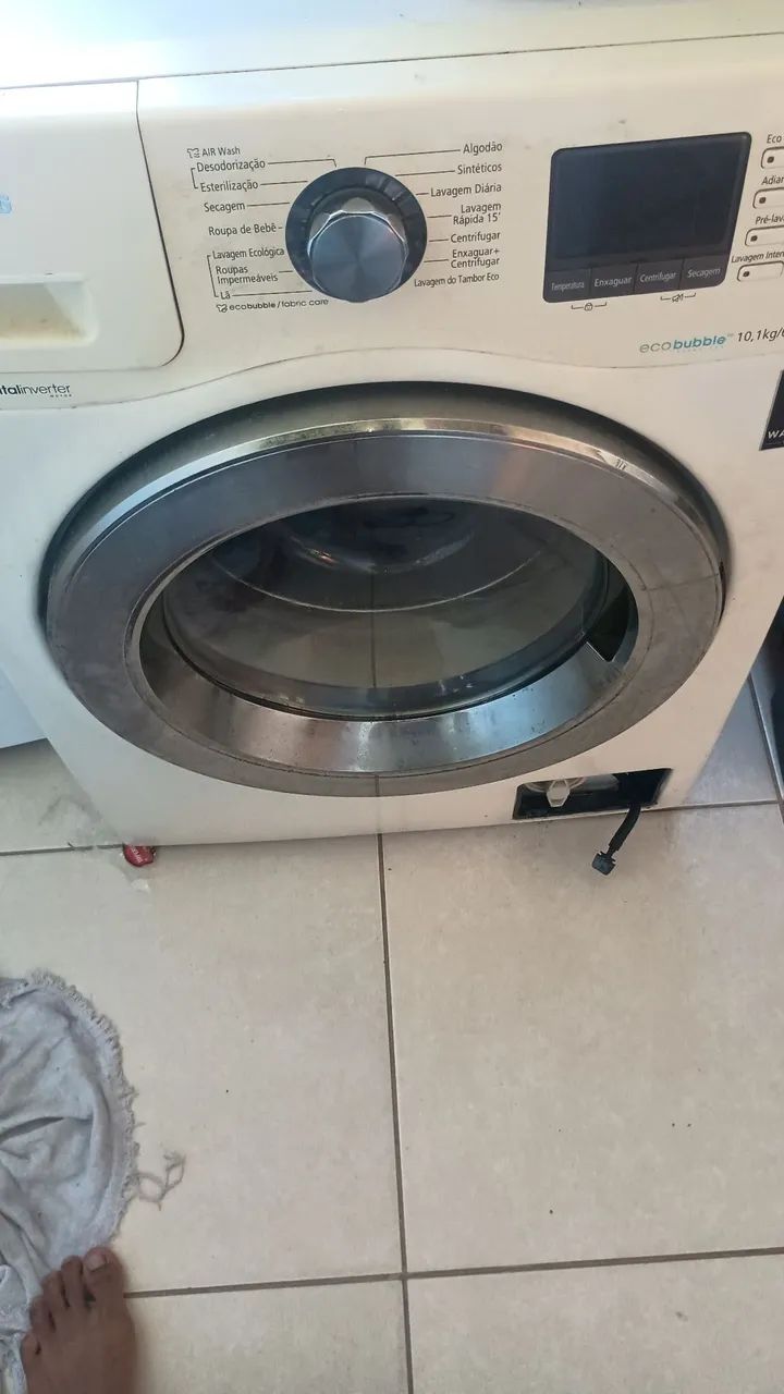 Máquina de lavar e secar 