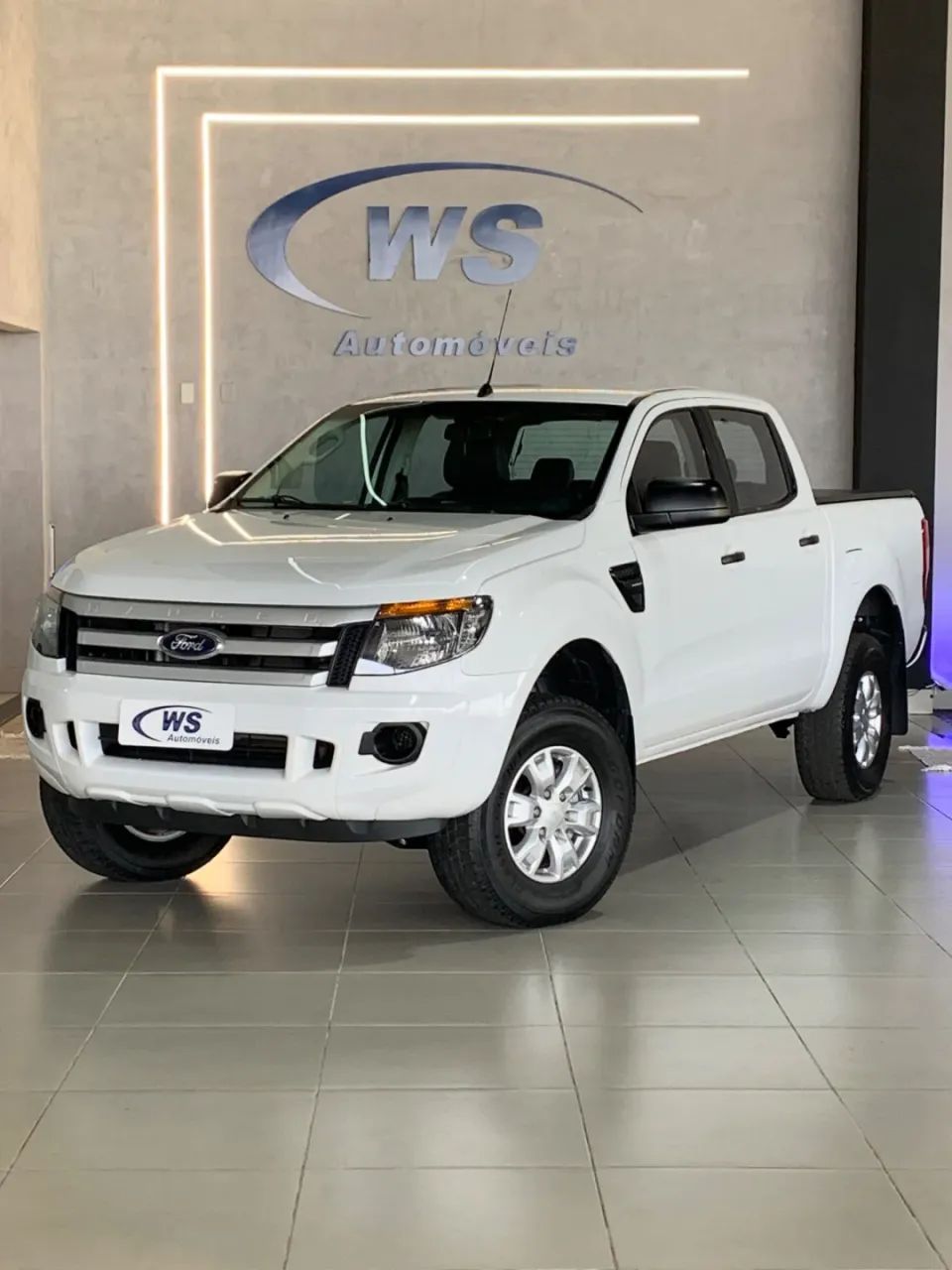 Ford Ranger XLS 2.5 16V 4X2 CD Flex 2014 - Foto 3
