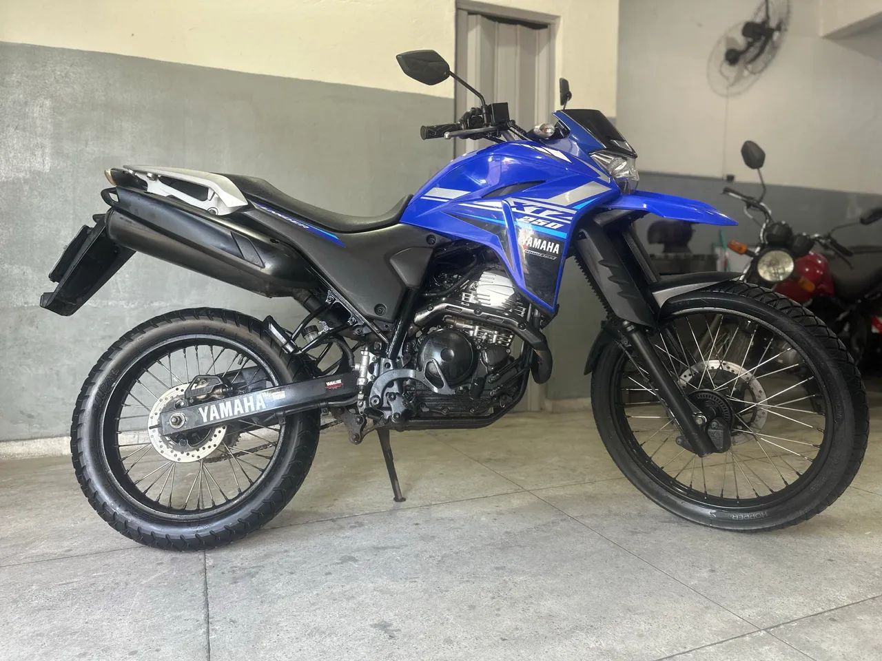 Lander 250 2022 em perfeito estado  - Foto 5