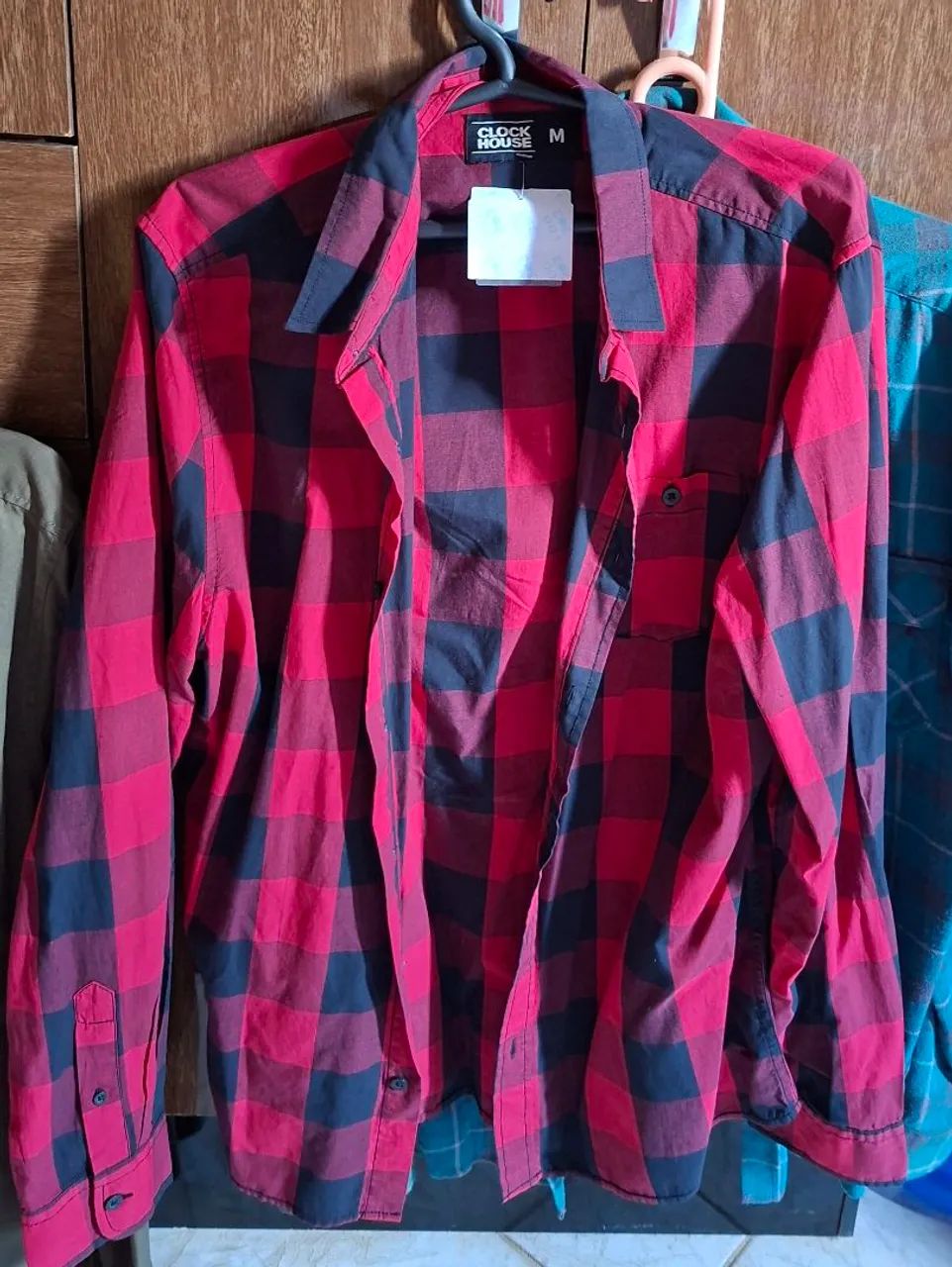 Kit 2 Camisas Xadrez (Vermelha e Azul) - Estilo Casual - Foto 2