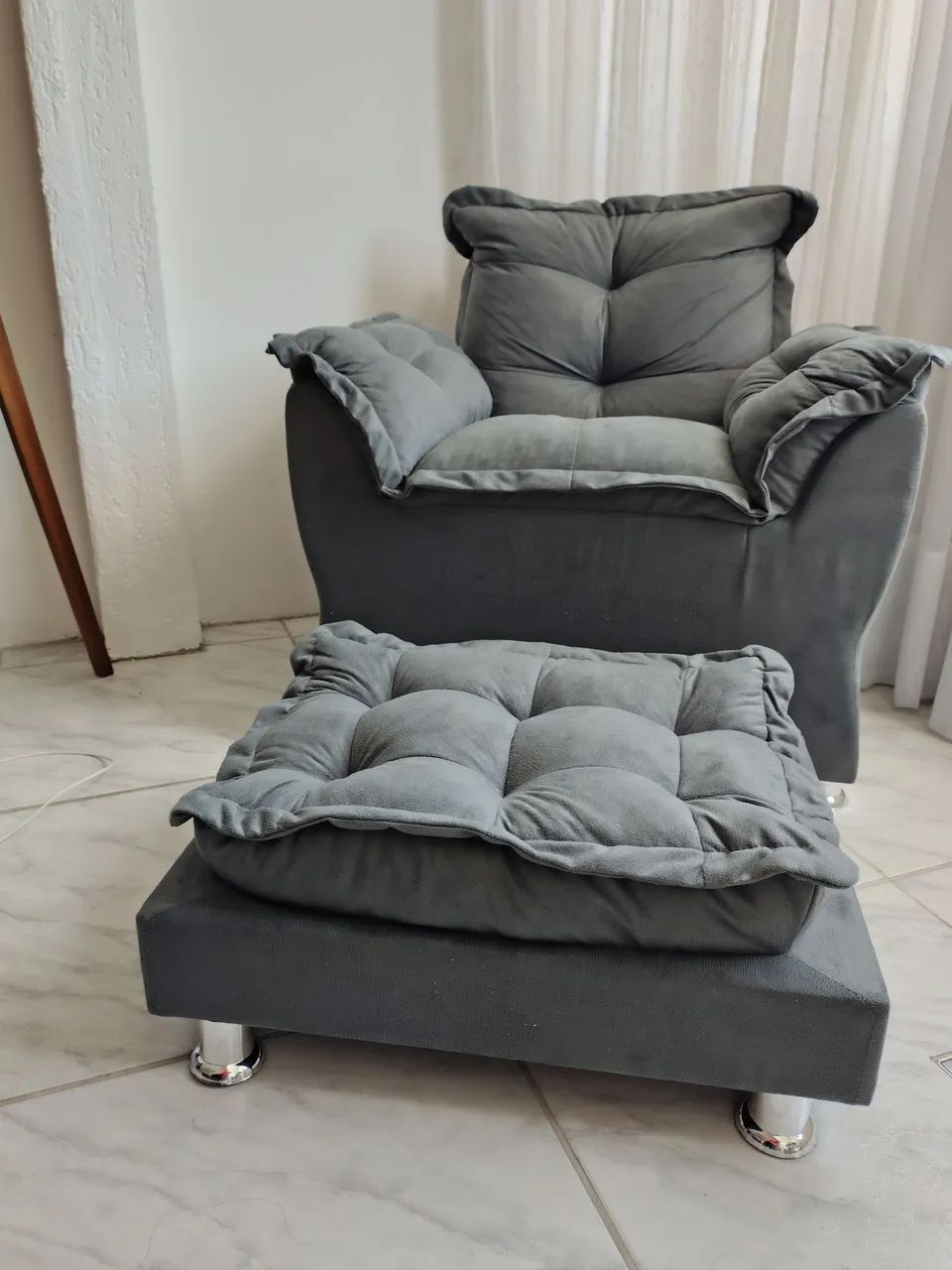 Poltrona com puff para os pés  - Foto 5