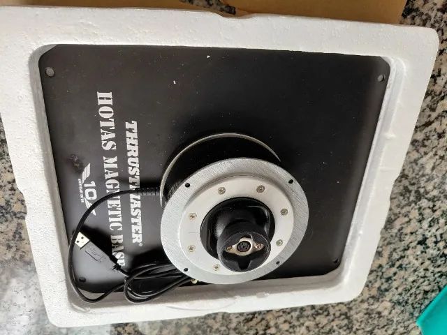 Base magnética HOTAS Thrusmaster