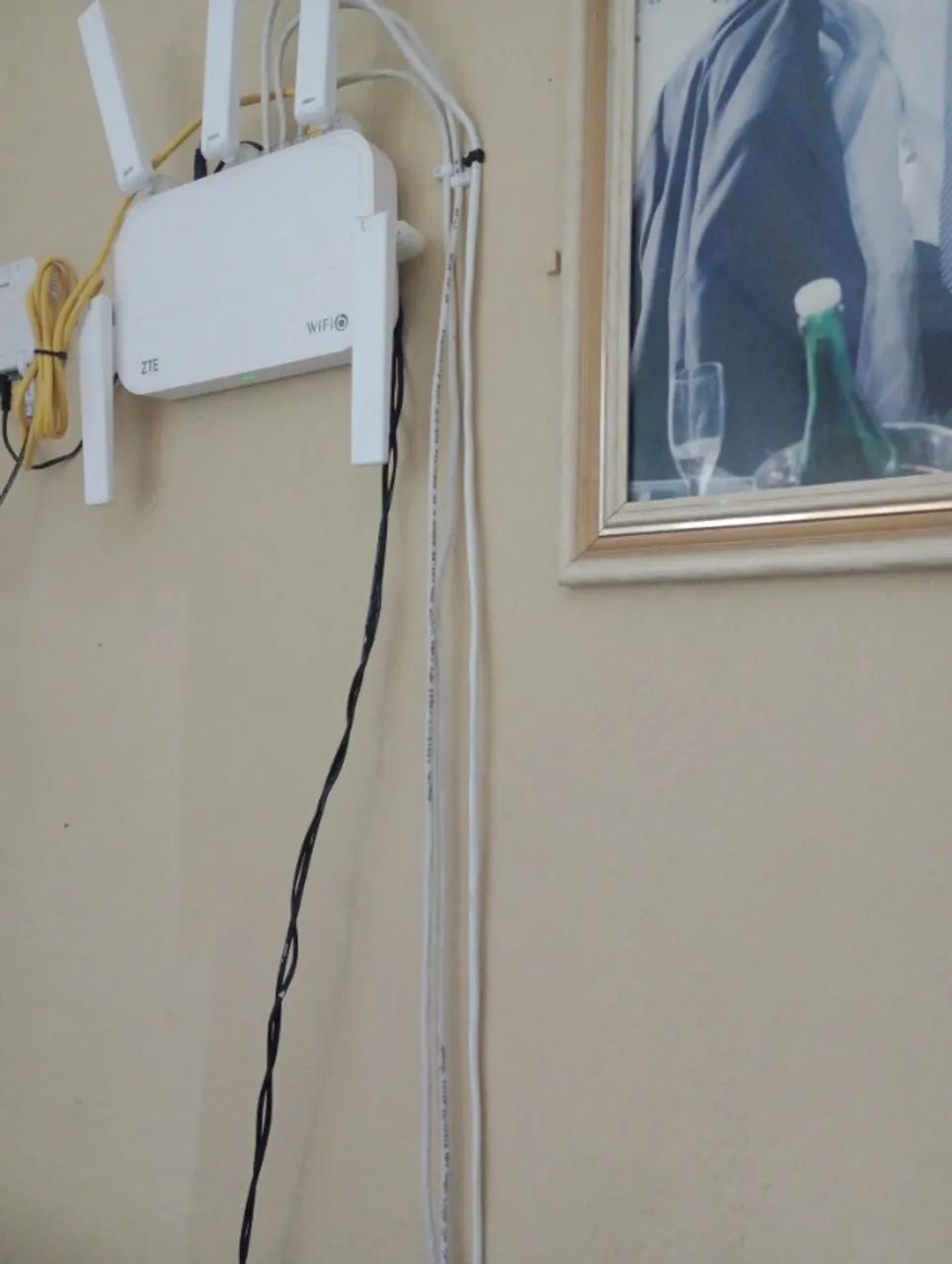 Instalação de cabo e turbine a internet na sua Tv, vídeo game e Pc,passagem de cabo de re