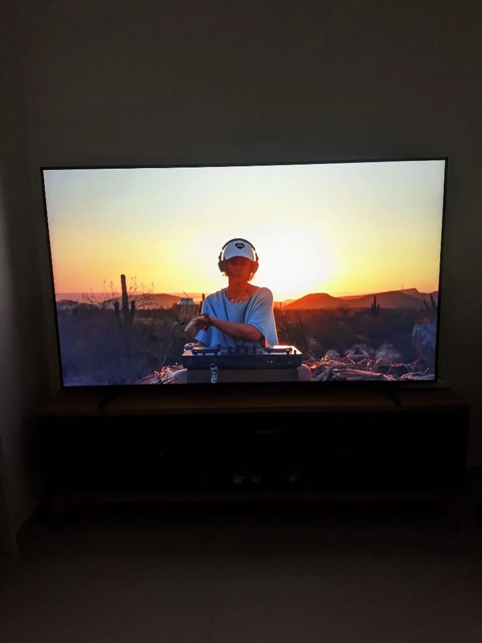 ?VENDO  SMART TV SAMSUNG 75? 4K UHD - BU8000 - Foto 3