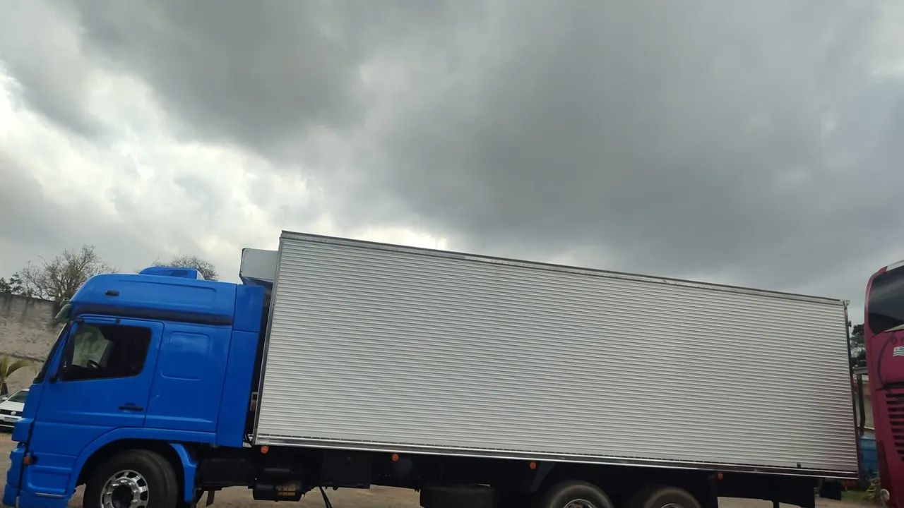Vendo Atego 2425 - Foto 5