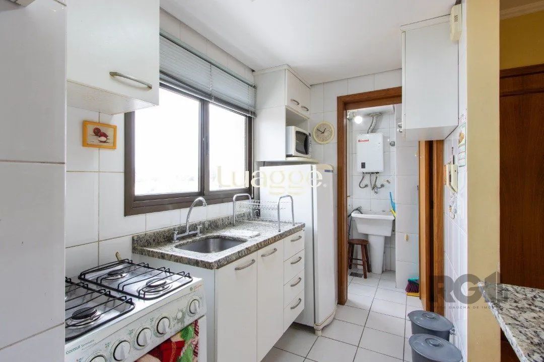 Apartamento mobiliado para locação no bairro Menino Deus - Foto 4