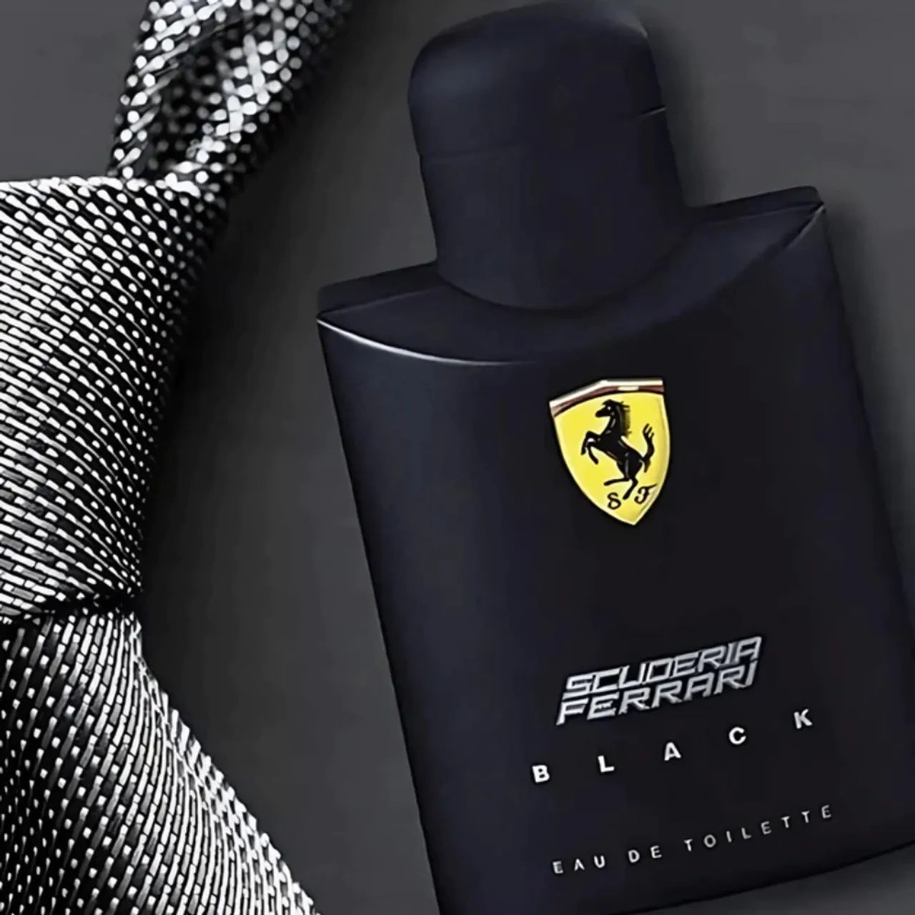 Perfume Ferrari Black Masculino 125 ml