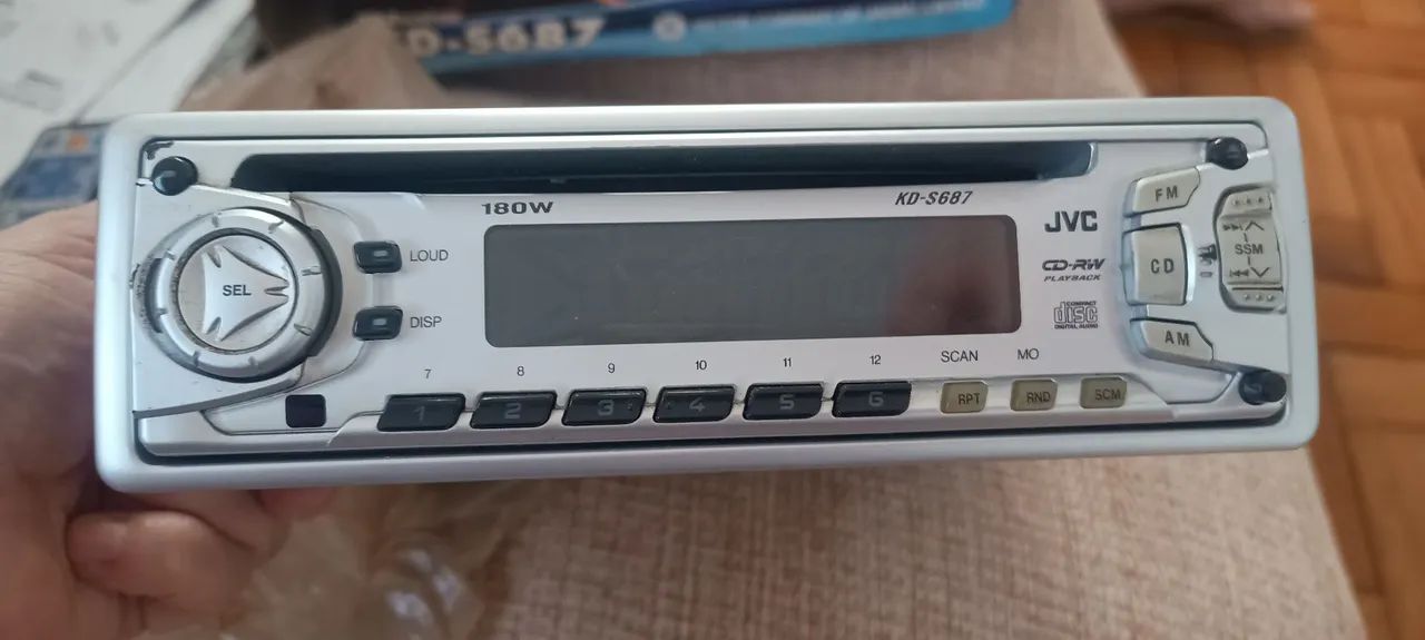 Toca CD para carro - sem Bluetooth e sem Aux.
