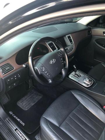 Carro Hyundai Genesis. Aceito troca por imovel (Até 150 mil) ou carro - Foto 5