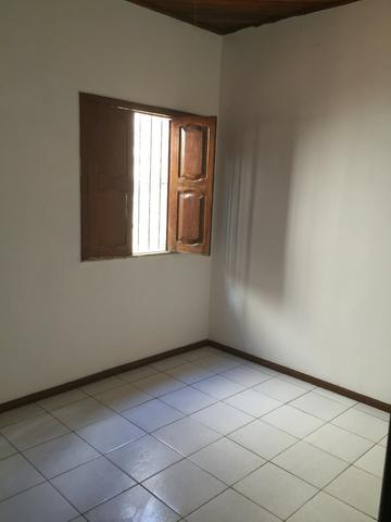Excelente casa 100% Documentada, 2/4, Condomínio Imperial, ao lado do COPM, Financiável - Foto 9