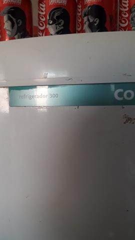 Vendo Geladeira funciona perfeitamente - Foto 2