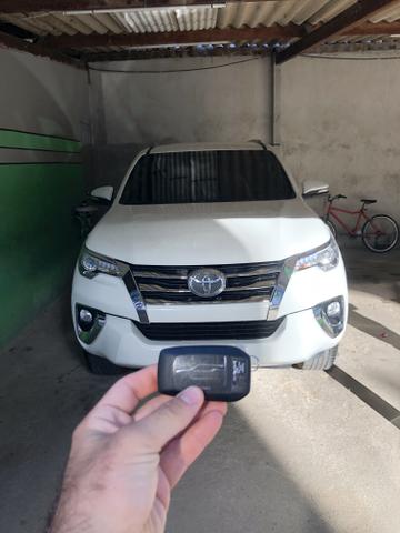 Toyota SW4 - Foto 3