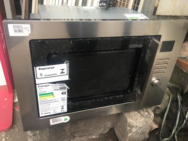 Microondas de embutir Franke modelo Smart 60. Novo!!!! Precisa colocar o vidro frontal - Foto 4