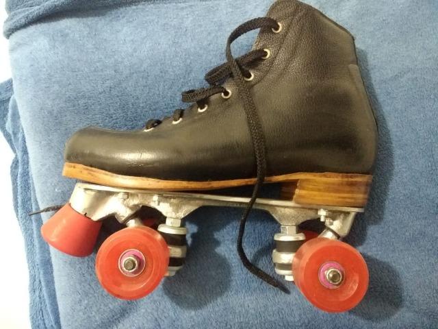 Patins Quad Clássico (pode ser Profissional ou Lazer)
