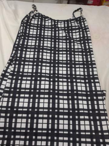 Vendo esse dois vestido
