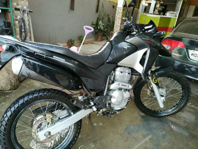 Vendo xre 300 2011 trásformada na 2016 - Foto 6