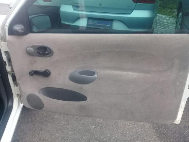 FORD FIESTA GL 1.0mpi 2P 2001 - Foto 9
