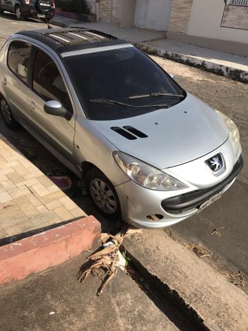Peugeot 207 - Foto 2