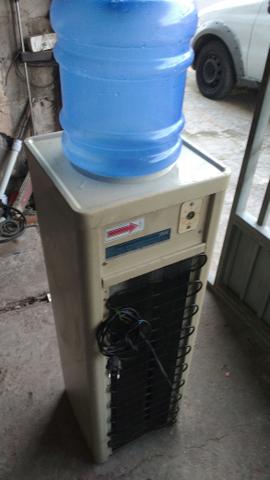 Bebedouro 220 volts - Foto 2