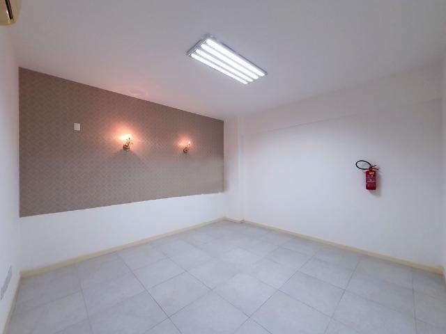 Sala Comercial no centro de Balneário Camboriú - Foto 12