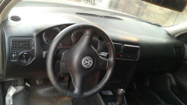 Vende-se ou troca-se Golf 2004/2005 1.6 generation gasolina - 2005 - Foto 3