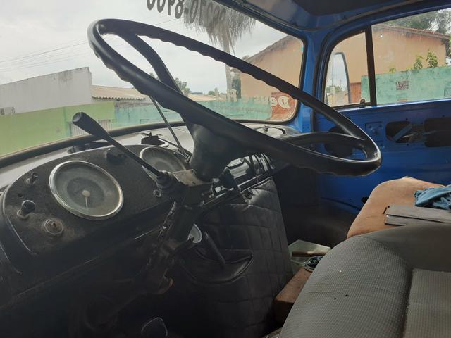 Vendo ou troco caminhão mb1113 - Foto 4
