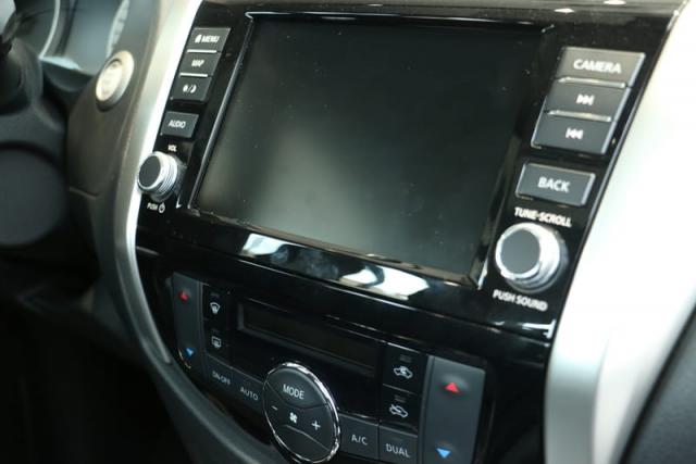 NISSAN FRONTIER 2.3 LE AT 4X4 - Foto 6