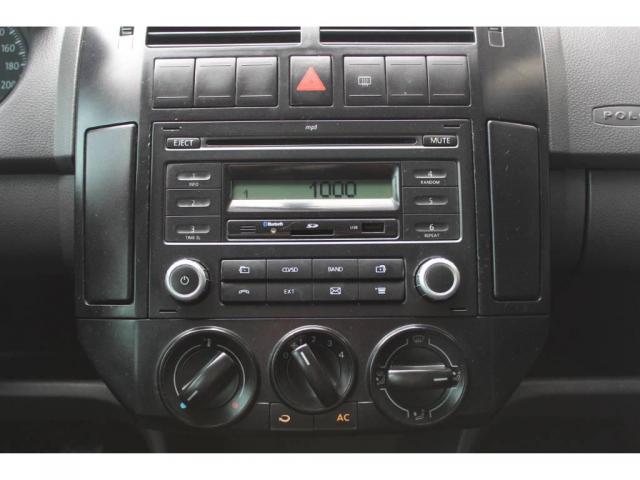 Volkswagen Polo Sedan 1.6 - Foto 7