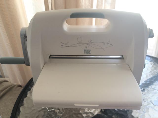 Máquina de corte e relevo elegance toke e crie tec