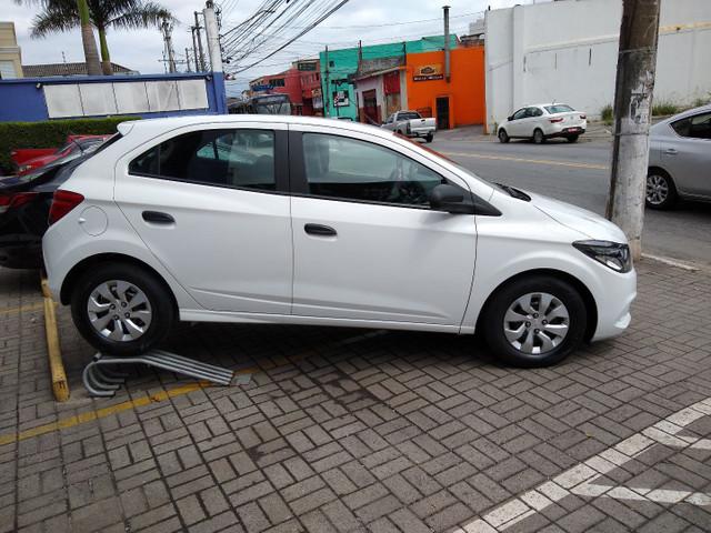 GM Onix Joy 1.0 8v flex MEC 2019/2019 R$ 39.900,00 - Foto 2