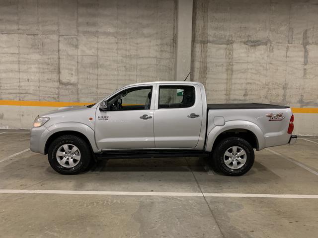 HILUX 3.0 DIESEL 4x4 MEC. 2014/2014 (Extra) - Foto 4