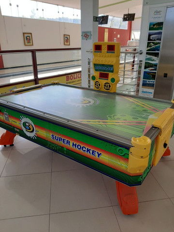 Pista de Boliche e brinquedos. - Foto 10