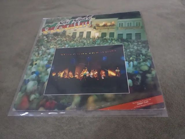 Disco Lp Vinil THE BEST OLODUM com ENCARTE ótimo estado  - Foto 2