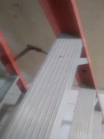 Vendo escada de fibra 6 degraus duplo escafort