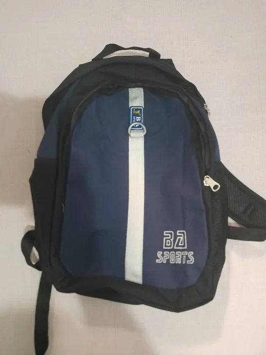 1 mochila nova 